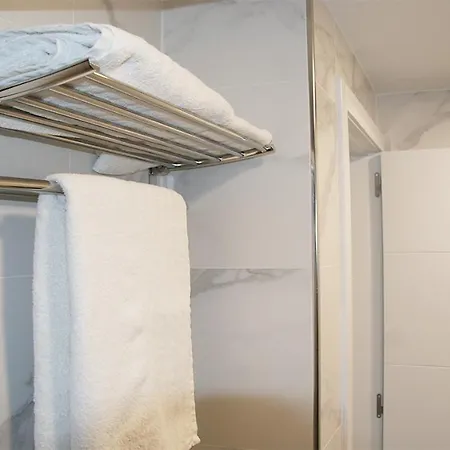 Luxury Costa Blanca Ground Floor, Stayorihuelacosta, Jardin 1 #prp003 * Torrevieja