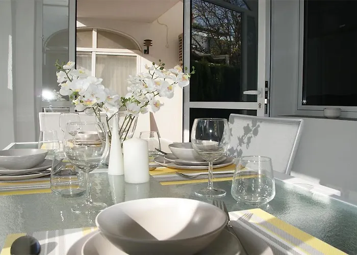 Luxury Costa Blanca Ground Floor, Stayorihuelacosta, Jardin 1 #prp003 Apartment